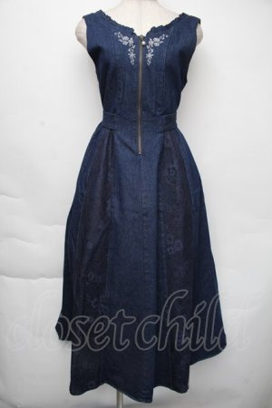 画像: axes femme / バラ刺繍ジャンスカ  インディゴ S-25-11-30-042-AX-OP-HR-ZS