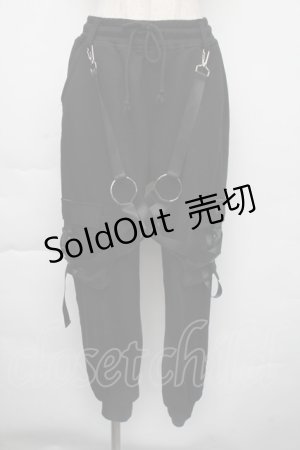 画像: KRY CLOTHING / ハーネス付きスウェットパンツ  黒 S-25-11-30-058-EL-PA-HR-ZS