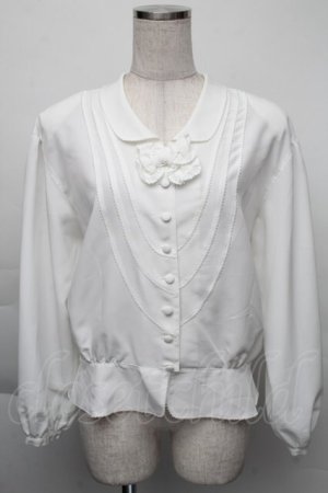 画像: KANEKO ISAO / リボンラウンドブラウス  白 S-25-12-01-003-EL-BL-SA-ZT136