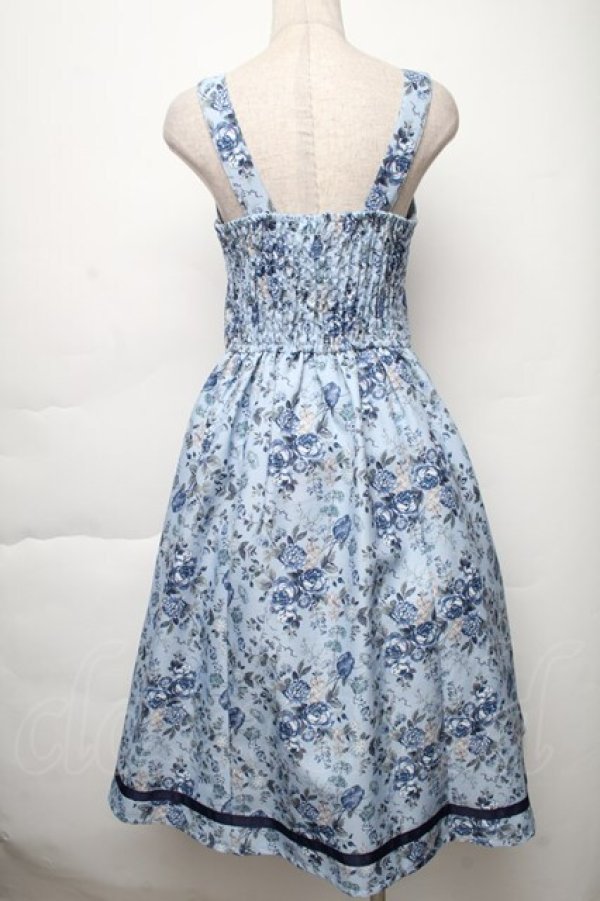 画像2: axes femme / ロマンティックローズ柄ジャンパースカート  サックス S-25-12-02-039-AX-OP-AS-ZS (2)