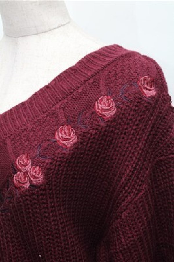 画像3: axes femme / ケーブル刺繍ニットプルオーバー  ワイン S-25-12-04-037-AX-TO-HR-ZS (3)