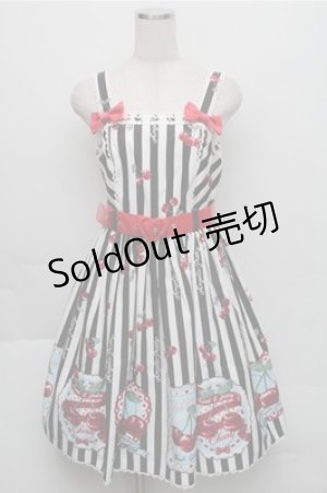 画像: Angelic Pretty / Cherry Stampジャンパースカート  黒ｘ白 S-25-12-04-055-AP-OP-AS-ZS