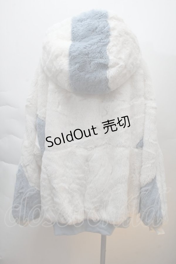 画像2: REFLEM / BIG切替ファーパーカー  白ｘサックス S-25-12-06-021-PU-JA-AS-ZS (2)