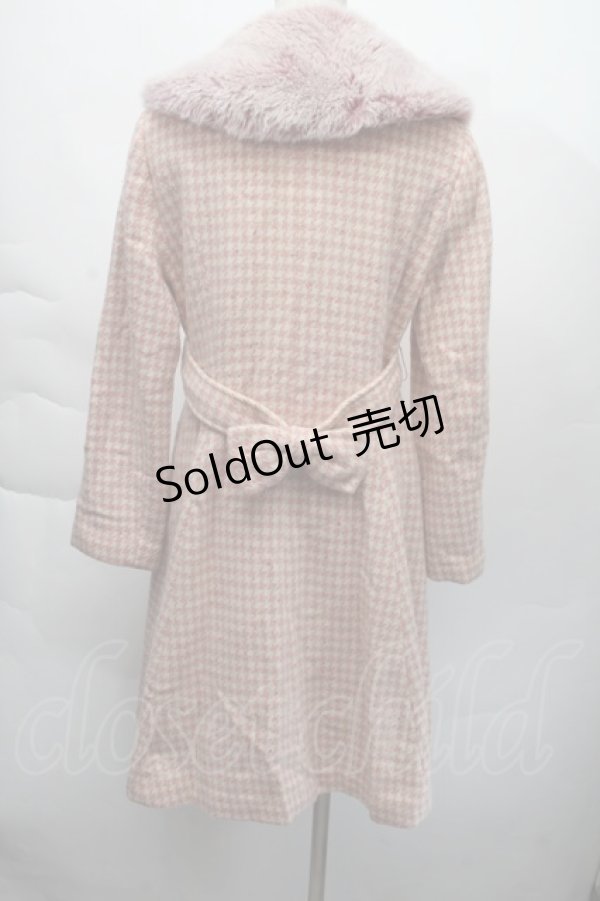 画像2: Emily Temple cute / 千鳥柄ファー襟コート  ピンク S-25-12-06-027-ET-CO-AS-ZS (2)