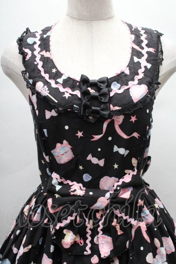 画像3: Angelic Pretty / ドリーミィドールハウスラウンドジャンパースカート  黒 S-25-12-08-046-AP-OP-AS-ZS (3)