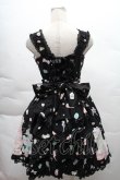 画像2: Angelic Pretty / Decoration Dream後ろフリルジャンパースカート  黒 S-25-12-08-047-AP-OP-AS-ZS (2)