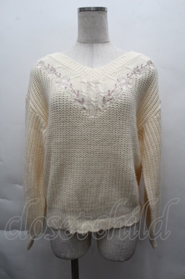 画像1: axes femme / バラ刺繍ニットプルオーバー  キナリ S-25-12-11-003-AX-TO-HR-ZS (1)