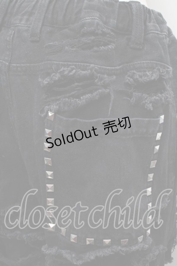 画像3: REFLEM / スタッズ付きダメージデニムハーフパンツ  黒 S-25-12-13-046-PU-PA-AS-ZS (3)
