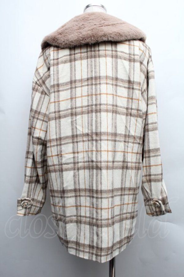 画像2: axes femme POETIQUE / ファー襟チェックコート  ベージュ S-25-12-15-048-AX-CO-HR-ZS (2)