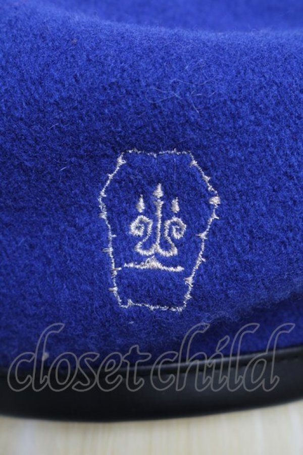 画像3: Moi-meme-Moitie / 棺ロゴ刺繍ベレー帽  青 S-25-12-16-004-MO-AC-AS-ZS (3)