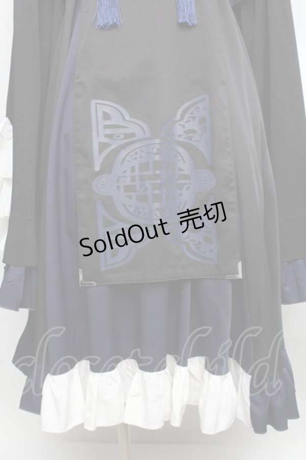 画像5: IRO+IRO / たっぷりフリルのキョンシーワンピース L-LL ネイビー S-25-12-16-035-LO-OP-SZ-ZS (5)