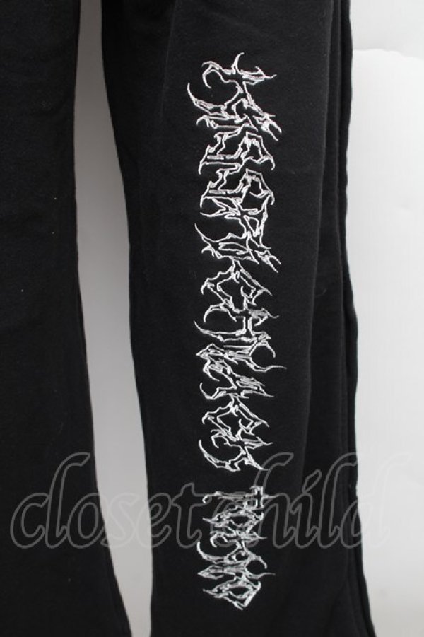 画像3: KRY CLOTHING / 刺繍サイドボタンスウェットパンツ  黒 S-25-12-16-048-EL-PA-HR-ZS (3)