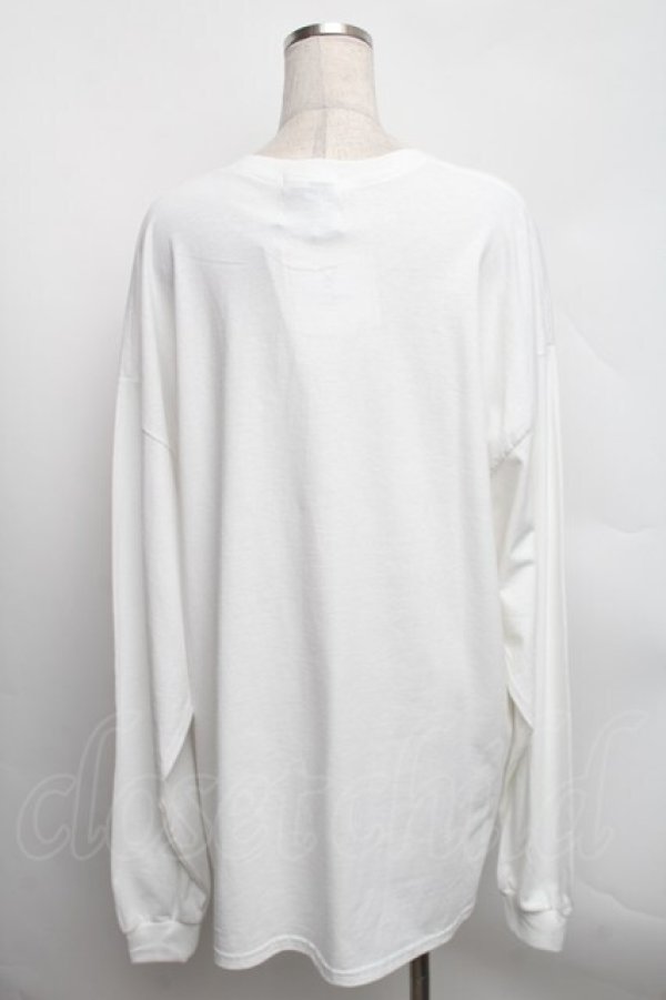 画像2: 【SALE】KINGLYMASK / ハローキティ × KINGLYMASKコラボＴシャツ  白 S-25-12-16-007-PU-TO-AS-ZT521 (2)