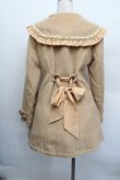 画像2: axes femme POETIQUE / フリル襟リボンボタンコート  ベージュ S-25-12-17-035-AX-CO-HR-ZS (2)