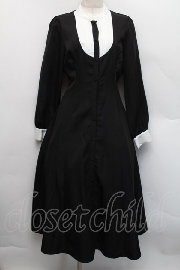 画像1: axes femme / ケープ付ロングシスターワンピース  黒 S-25-12-17-059-AX-OP-AS-ZS (1)