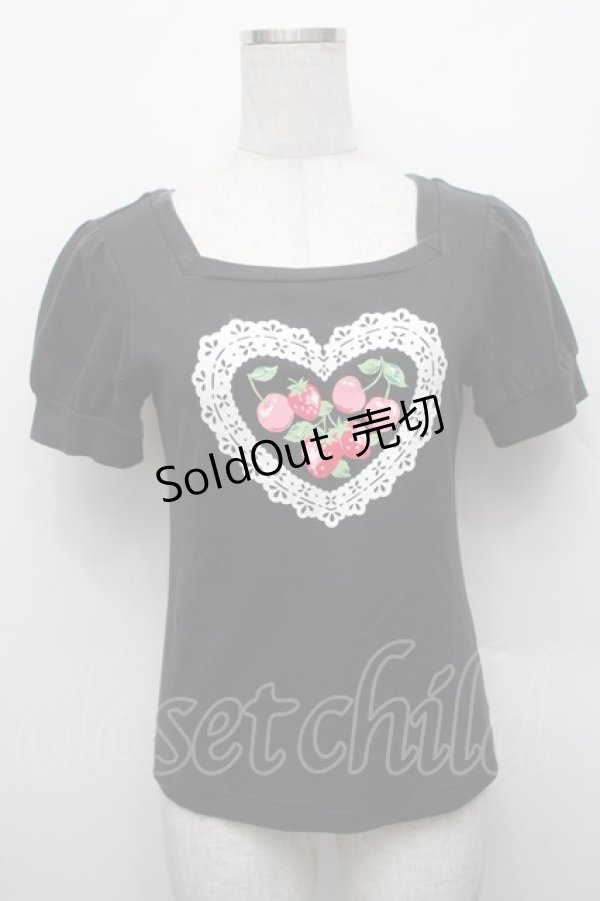 画像1: Emily Temple cute / ベリープリントカットソー  黒 S-25-12-17-024-ET-TO-AS-ZS (1)