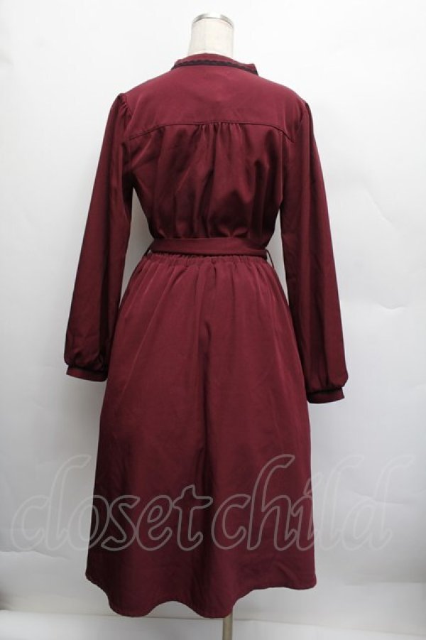 画像2: axes femme / フラワー刺繍連釦ワンピース  ワイン S-25-12-17-030-AX-OP-HR-ZS (2)