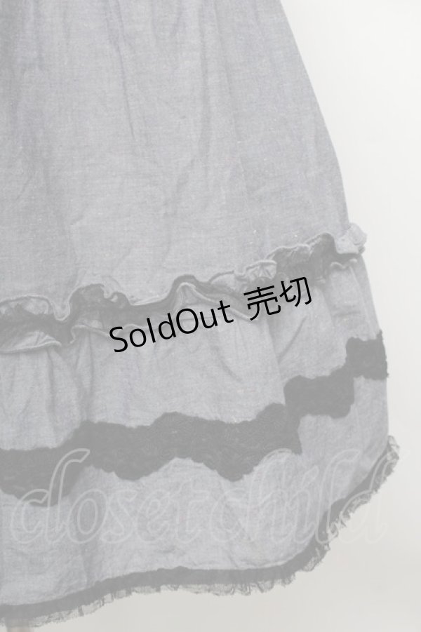 画像4: axes femme / レースフリルデニムキャミワンピース  ブルー S-25-12-25-044-AX-OP-TK-ZS (4)