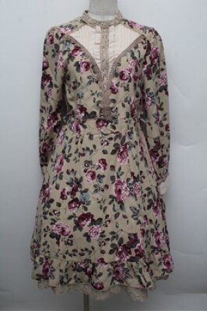 画像: axes femme / 総バラベルト付ワンピース  ベージュ S-25-12-28-049-AX-OP-HR-ZS