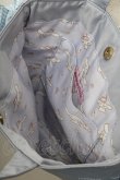 画像4: Maison de FLEUR / シナモロールみるくミニダブルリボントートバッグ  サックス S-25-12-29-028-LO-BG-AS-ZS (4)