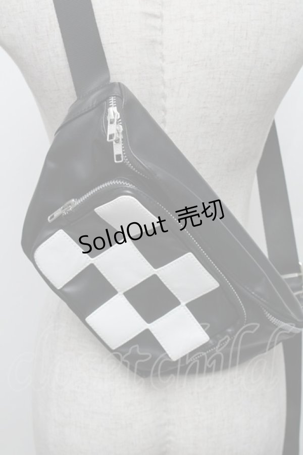 画像2: Candy Stripper / ボディバッグ  黒ｘ白 S-25-12-29-039-PU-CO-AS-ZS (2)