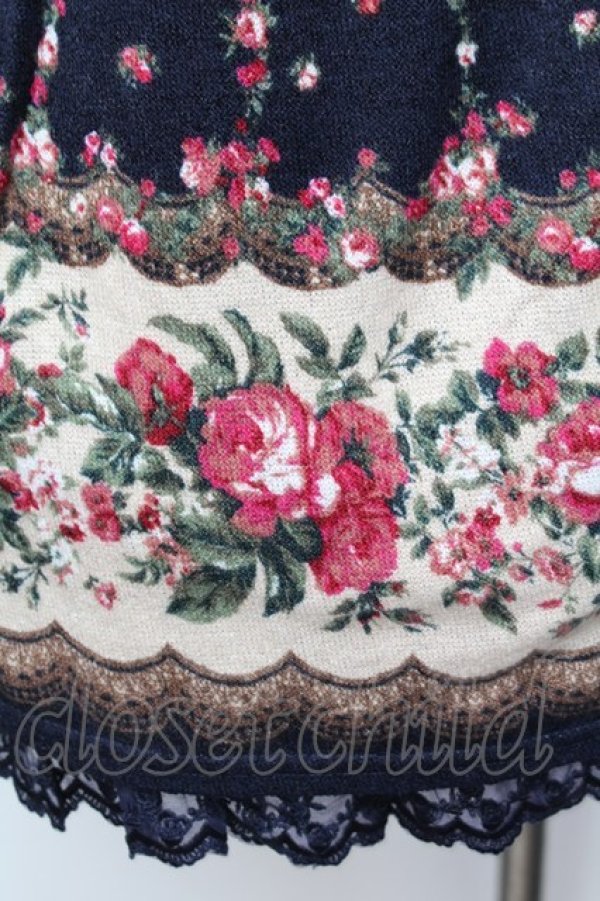 画像4: axes femme / ローズパネル柄カットチュニ  紺 S-26-01-04-043-AX-OP-HR-ZS (4)