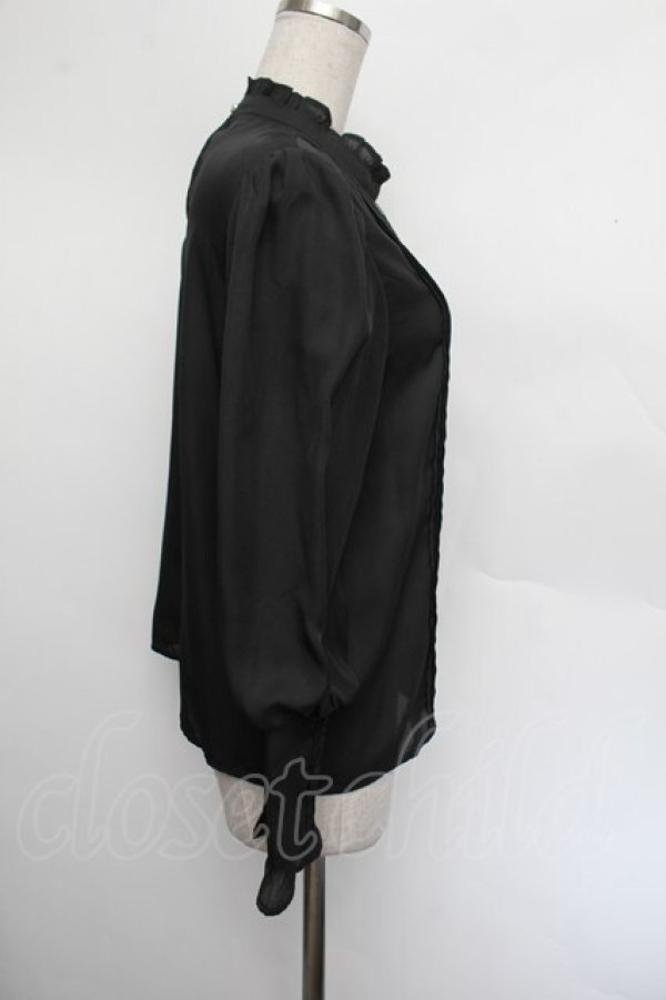 画像2: axes femme NOSTALGIE / 胸元レース切替ピンタックブラウス F 黒 S-26-01-04-018-AX-BL-TK-ZS (2)