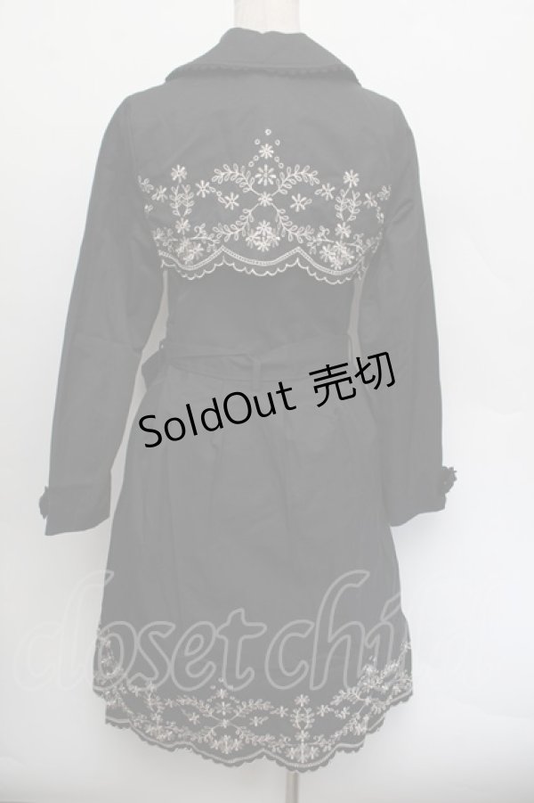 画像3: axes femme / 刺繍入りトレンチコート  黒 S-26-01-04-020-AX-CO-HR-ZS (3)