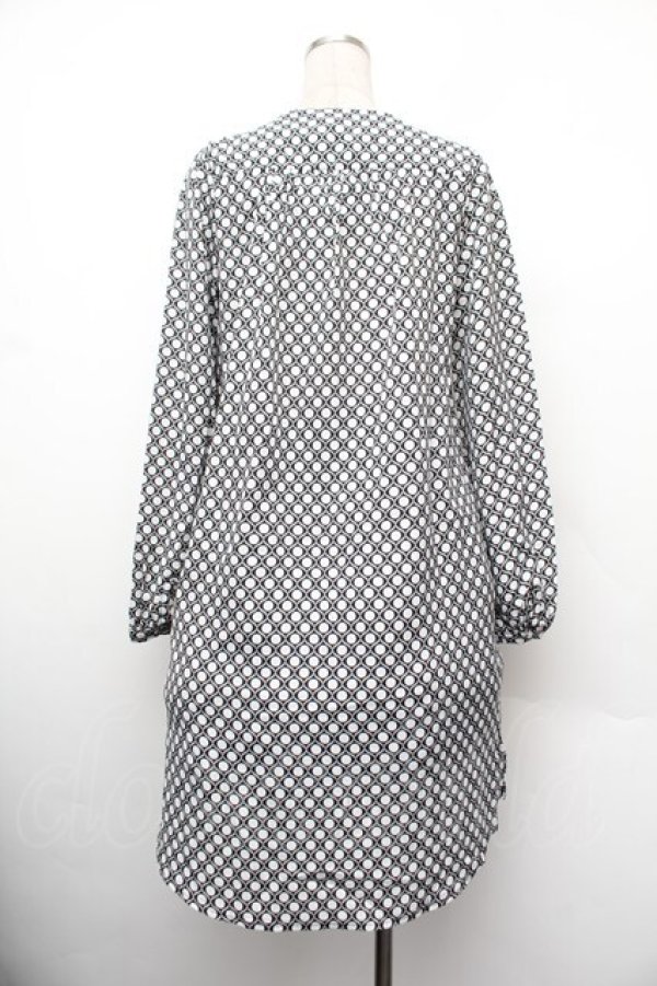 画像3: Rozen Kavalier / 総柄ワンピース  黒ｘ白 S-26-01-10-050-OO-OP-AS-ZS (3)