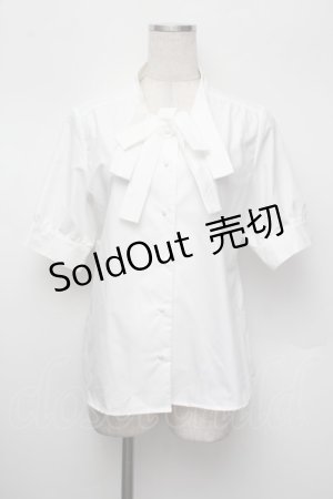 画像: Fi.n.t / ロゴ刺繍ボウタイブラウス  白 S-26-01-13-001-CA-BL-AS-ZS