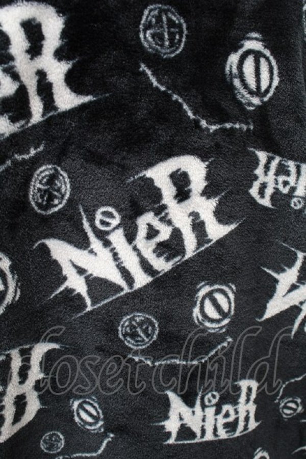 画像3: NieR Clothing / 総柄ファーパーカー  黒ｘ白 S-26-01-14-024-PU-TO-AS-ZS (3)