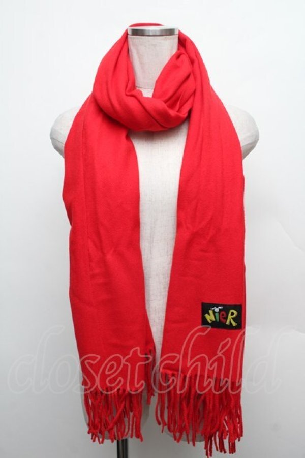 画像1: NieR Clothing / マフラー  赤 S-26-01-16-043-PU-ZA-AS-ZS (1)