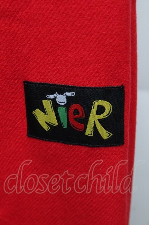 画像2: NieR Clothing / マフラー  赤 S-26-01-16-043-PU-ZA-AS-ZS (2)
