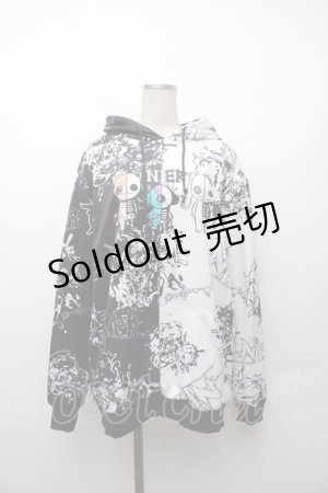 画像: NieR / バイカラー裏起毛プルオーバー  黒ｘ白 S-26-01-17-040-EL-TO-HR-ZS