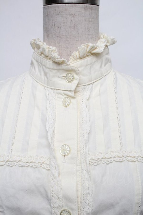 画像3: BABY,THE STARS SHINE BRIGHT / スタンドカラーブラウス  オフ S-26-01-18-059-BA-BL-AS-ZS (3)