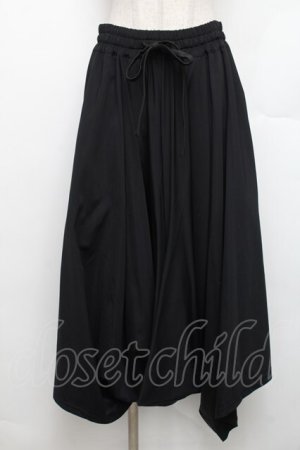 画像: CIVARIZE / Umbraモモンガドレープパンツ  黒 S-26-01-21-059-GO-PA-AS-ZS