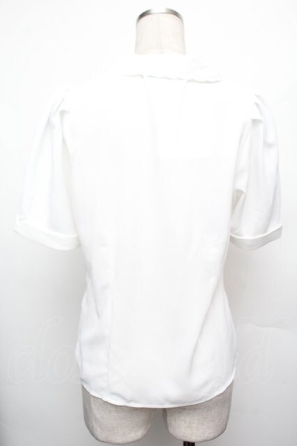 画像2: an another angelus / アイリス刺繍開衿ブラウス  白 S-26-01-21-001-CA-BL-HR-ZS (2)