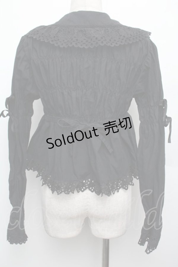 画像2: BABY,THE STARS SHINE BRIGHT / 丸襟フリルブラウス  黒 S-26-01-21-025-BA-BL-AS-ZS (2)