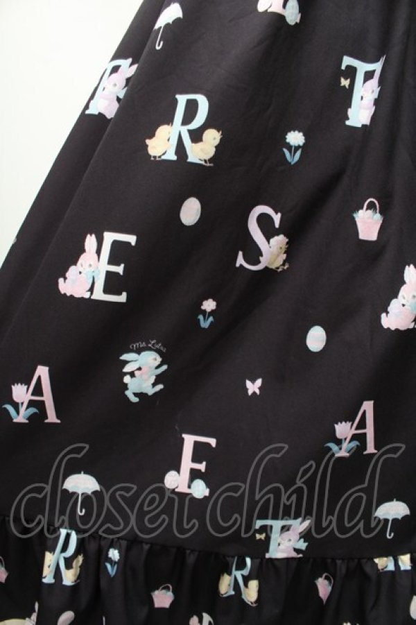 画像4: Ms LUTRA / ラビットアルファベット柄ジャンパースカート  黒 S-26-01-23-036-LO-OP-SA-ZS (4)