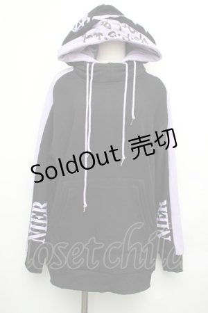 画像: NieR / バイカラー裏起毛プルオーバー  黒ｘラベンダー S-26-01-25-052-EL-TO-HR-ZS