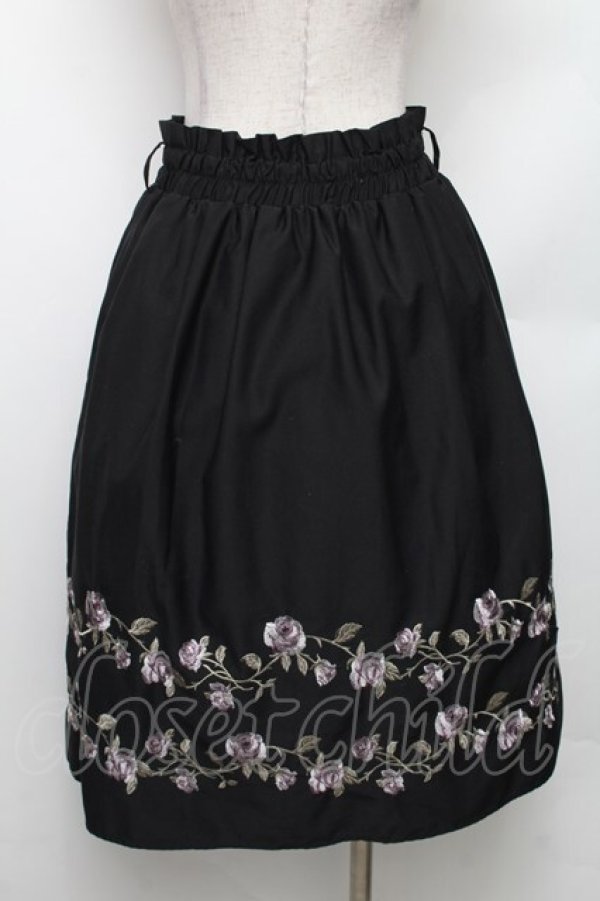 画像2: axes femme / ばら刺繍フレアスカート M 黒 S-26-01-28-052-AX-SK-TE-ZS (2)