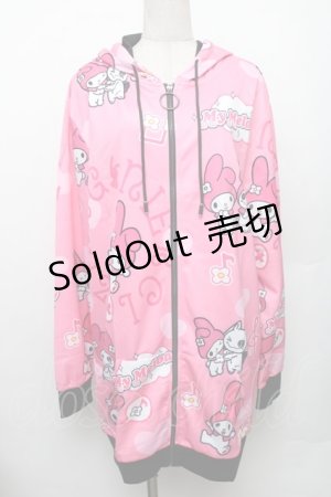 画像: NieR Clothing / LONG LENGTH ZIP OUTER【マイメロディ×NieRちゃん】 F ピンク S-26-01-28-008-PU-TO-TE-ZS