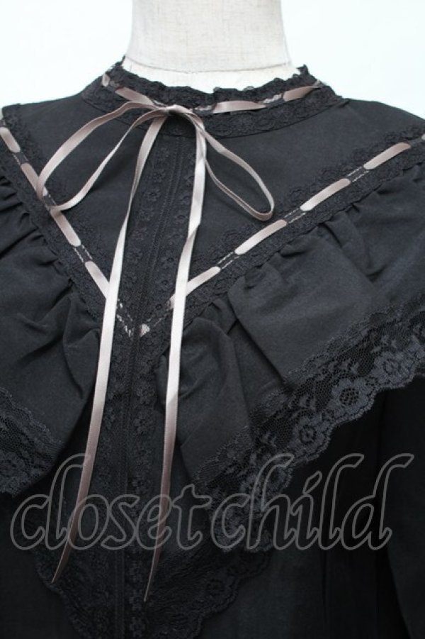 画像4: axes femme NOSTALGIE / 配色リボンはしごレースブラウス M 黒 S-26-01-28-015-AX-BL-TE-ZS (4)
