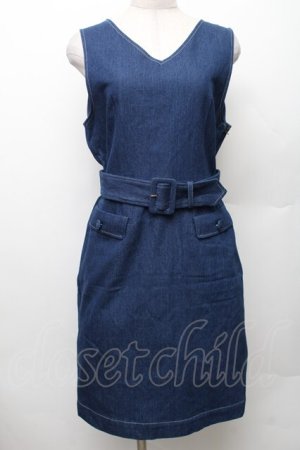 画像: F i.n.t / 太ベルトVネックデニムジャンパースカート F ブルー S-26-01-28-029-CA-OP-TE-ZS