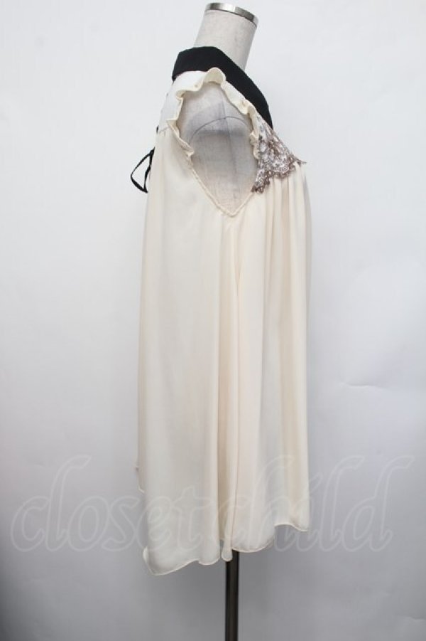 画像3: axes femme / ヨーク刺繍イレヘムチュニック  オフ S-26-01-29-040-AX-TO-AS-ZS (3)