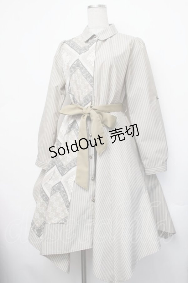 画像1: axes femme / スカーフ柄切換シャツワンピ  カーキ S-26-01-29-044-AX-OP-AS-ZS (1)