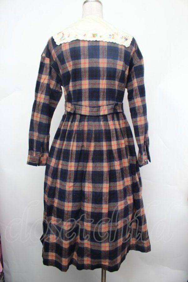 画像4: Jane Marple / Circus EMBカラーシャギーチェックドレス  ベージュｘ紺 S-26-01-29-053-JM-OP-AS-ZS (4)