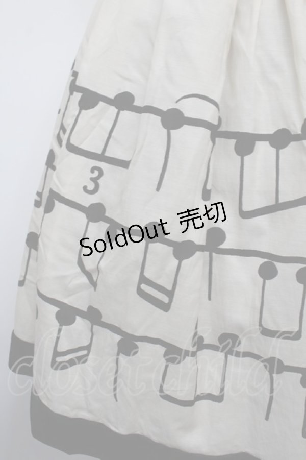 画像2: Jane Marple / Musical Noteのギャザースカート  オフｘ黒 S-26-01-29-058-JM-SK-AS-ZS (2)