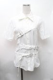 画像1: BPN FOR MEN / ベルトデザイン半袖シャツ  白 S-26-01-31-1006-GO-BL-HR-ZS (1)