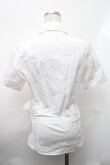 画像2: BPN FOR MEN / ベルトデザイン半袖シャツ  白 S-26-01-31-1006-GO-BL-HR-ZS (2)